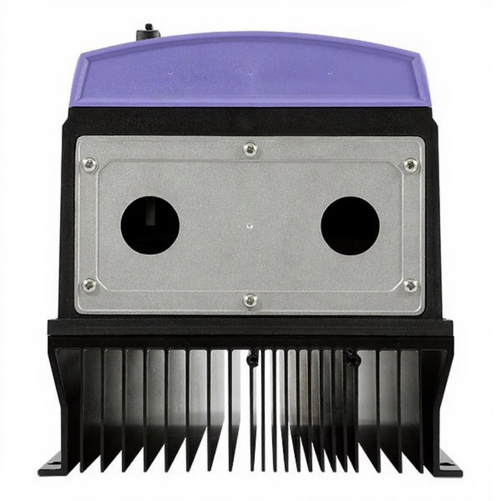 E3 IP66 Indoor/Outdoor 7.5kW 400V 3ph AC Inverter, DBr, SW, C1 EMC